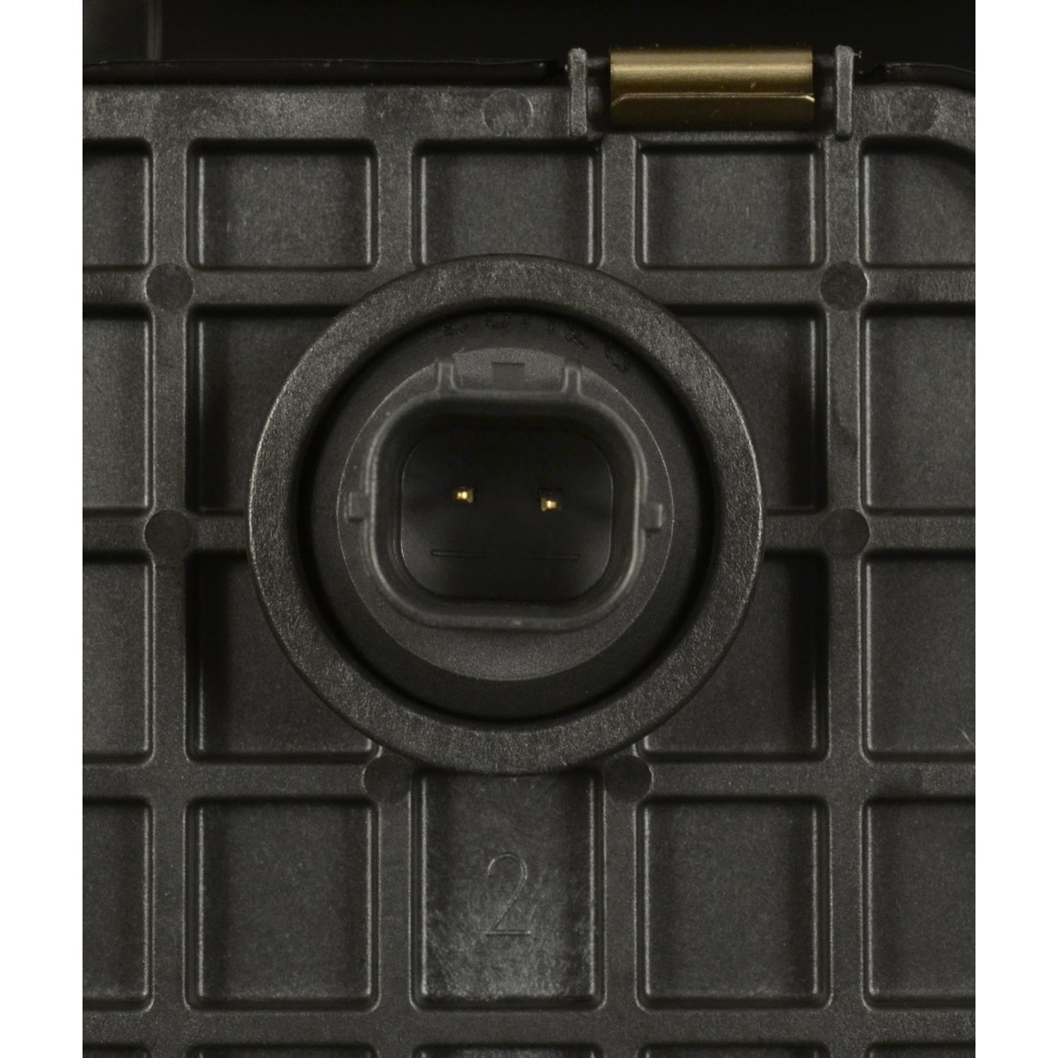 Standard Motor Products CP3538 - Vapor Canister Standard Motor Products CP3538 Vapor Canister product image 4 of 4
