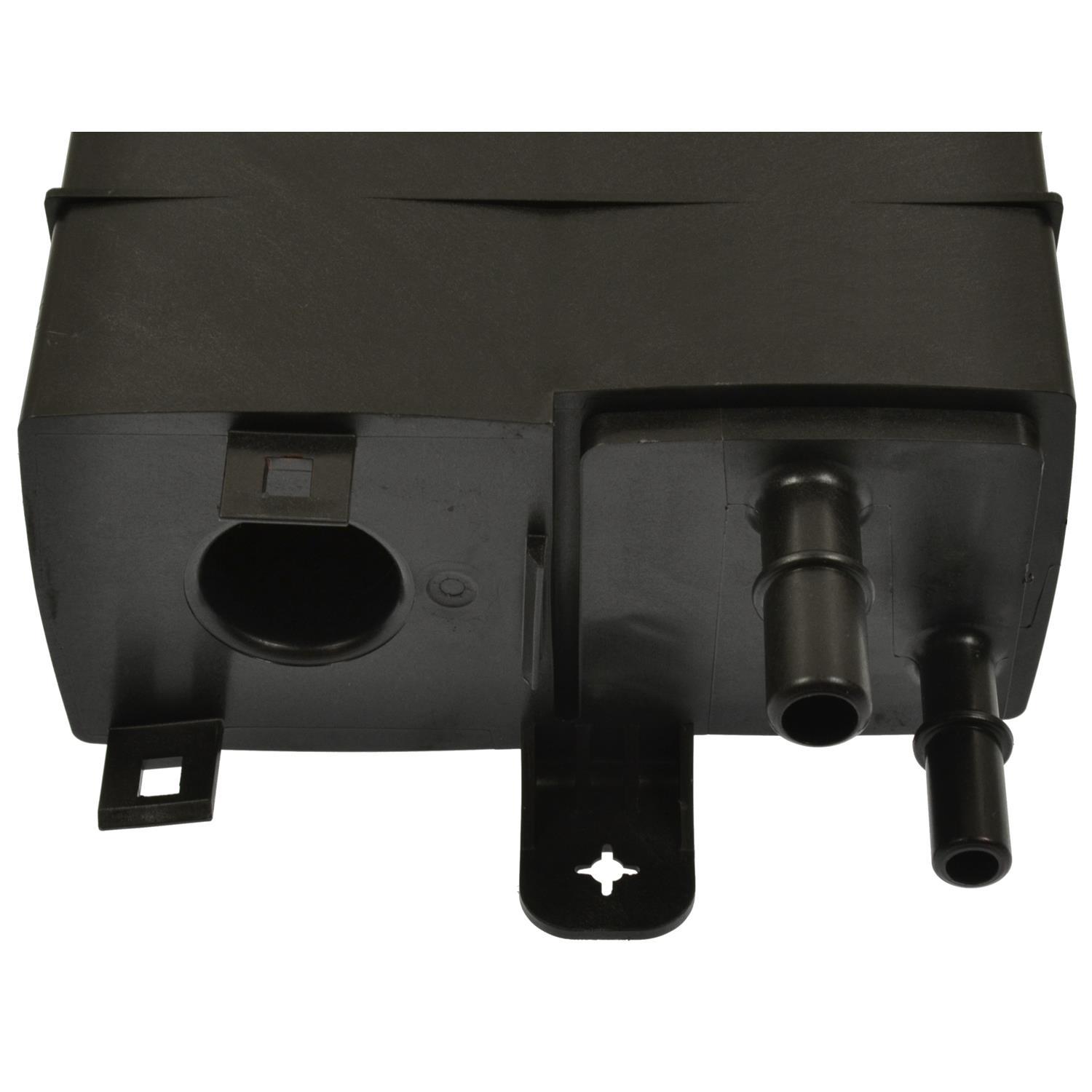 Standard Motor Products CP3550 - Vapor Canister Standard Motor Products CP3550 Vapor Canister product image 1 of 3