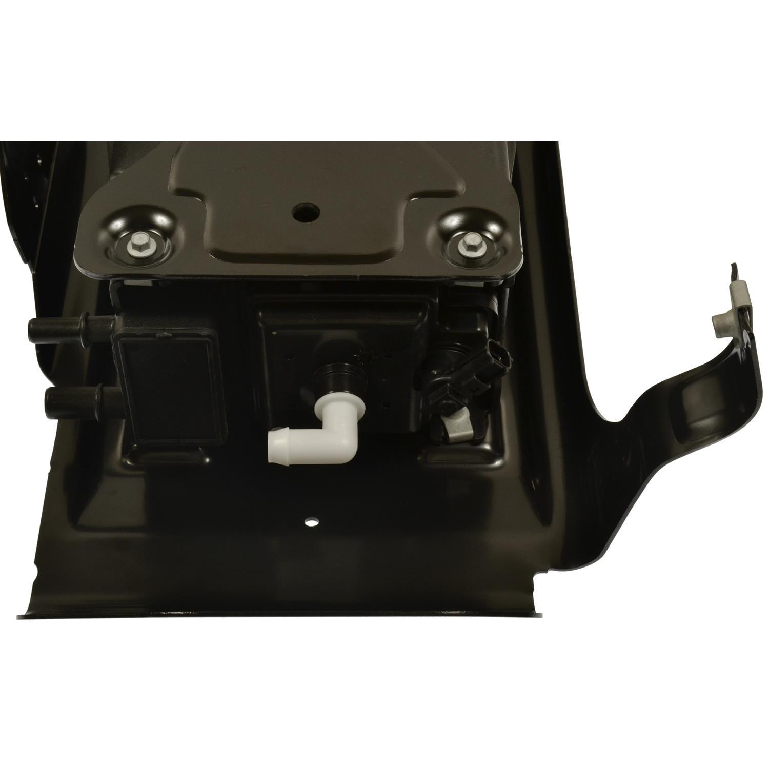 Standard Motor Products CP3636 - Vapor Canister Standard Motor Products CP3636 Vapor Canister product image 1 of 4