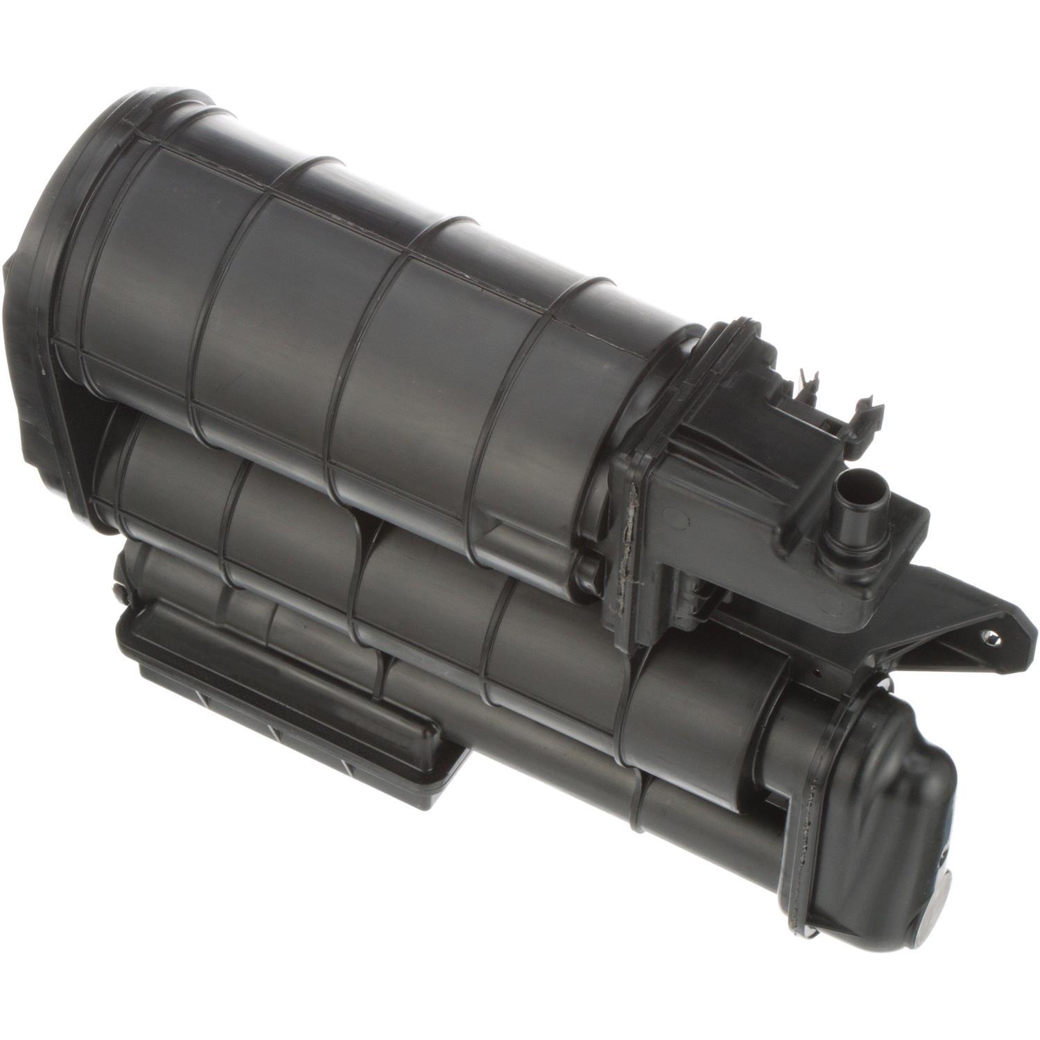 Standard Motor Products CP3686 - Vapor Canister Standard Motor Products CP3686 Vapor Canister product image 1 of 6