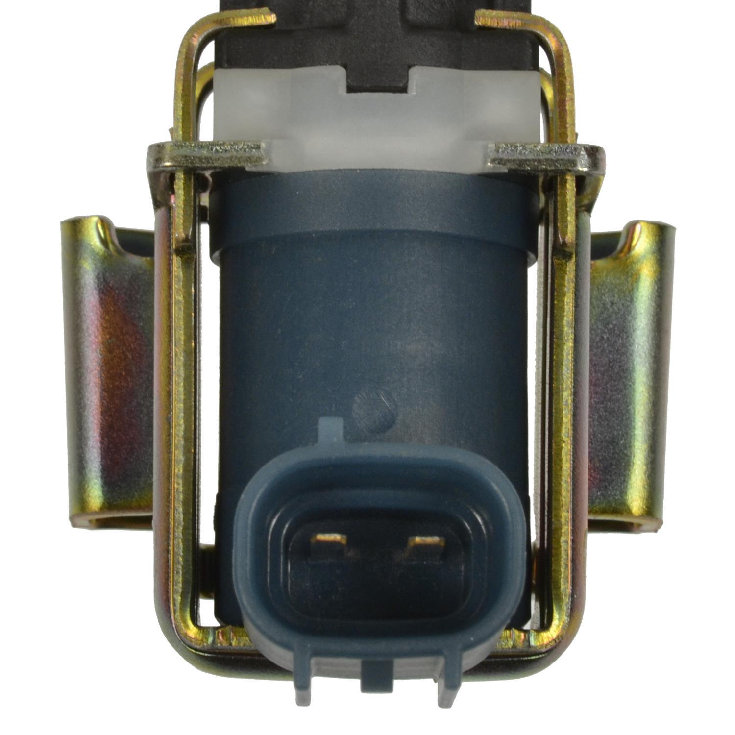 Standard Motor Products CP746 - Vapor Canister Standard Motor Products CP746 Vapor Canister product image 3 of 3