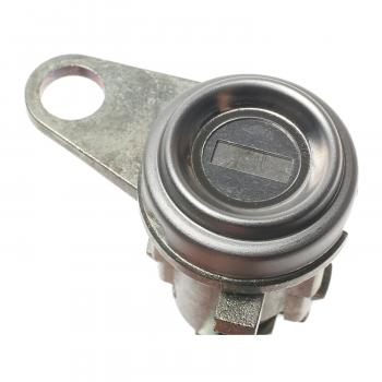 Standard Motor Products DL111R Door Lock Kit product image 1 of 3