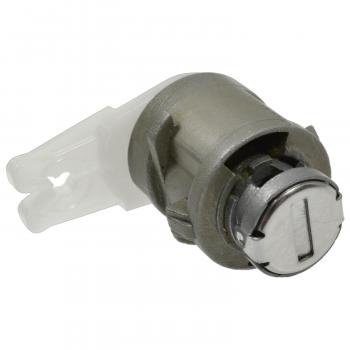Standard Motor Products DL262 Door Lock Kit product image 1 of 3
