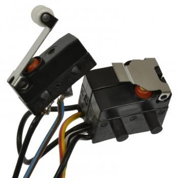 Standard Motor Products DLA942 - Door Lock Actuator Standard Motor Products DLA942 Door Lock Actuator product image 1 of 3