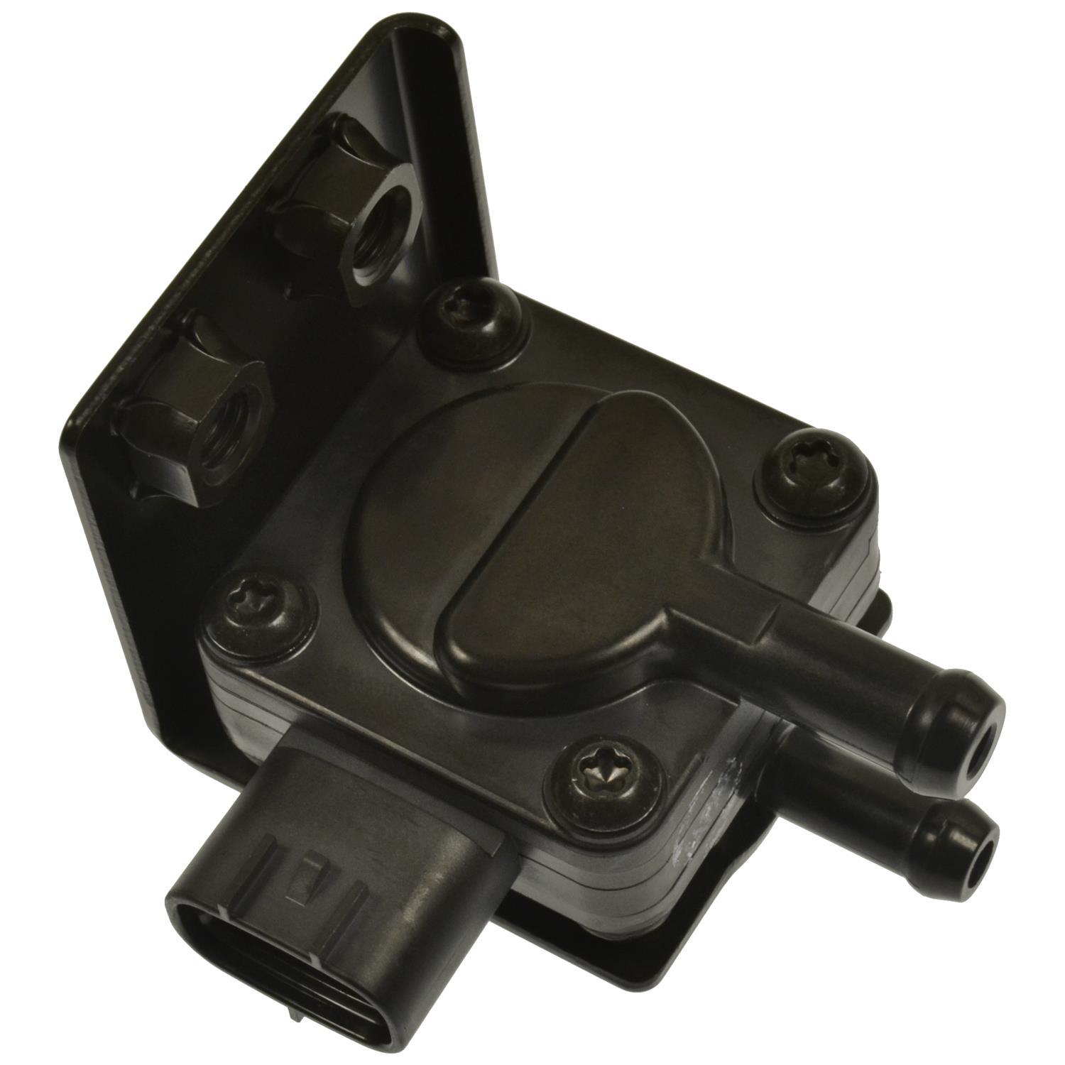 Standard Motor Products DPS107 - EGR Pressure Sensor Standard Motor Products DPS107 Diesel Particulate Filter (DPF) Pressure Sensor product image 2 of 3