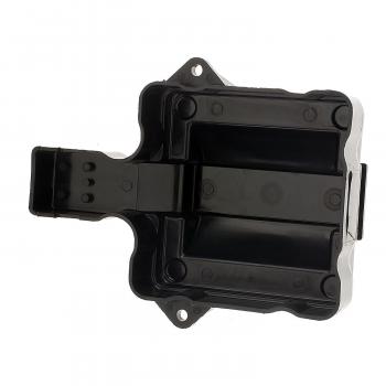 Standard Motor Products DR453 - Distributor Cap Cover Standard Motor Products DR453 Distributor Cap Cover product image 1 of 2