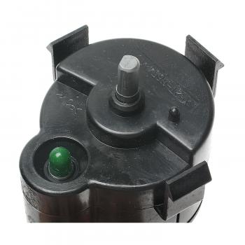 Standard Motor Products DS1368 - Headlight Switch Standard Motor Products DS1368 Headlight Switch product image 1 of 3
