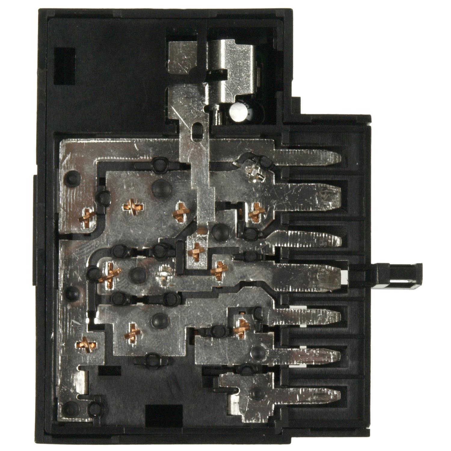 Standard Motor Products DS1444 Door Window Switch product image 1 of 3