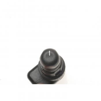Standard Motor Products DS1463 - Door Remote Mirror Switch Standard Motor Products DS1463 Door Remote Mirror Switch product image 1 of 3