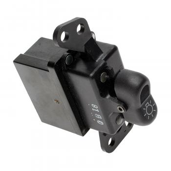 Standard Motor Products DS331 - Headlight Switch Standard Motor Products DS331 Headlight Switch product image 2 of 3
