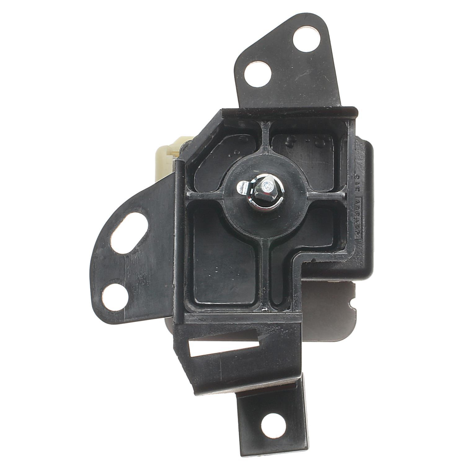 Standard Motor Products DS676 - Headlight Switch Standard Motor Products DS676 Headlight Switch product image 1 of 3