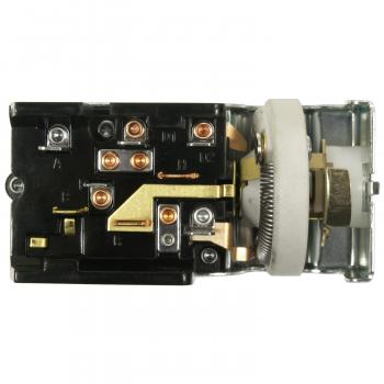 Standard Motor Products DS690 - Headlight Switch Standard Motor Products DS690 Headlight Switch product image 4 of 4