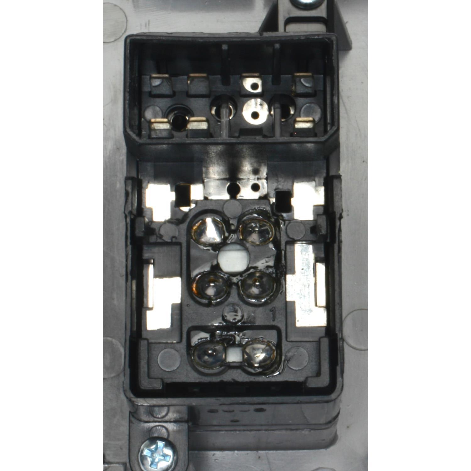 Standard Motor Products DWS1002 Door Window Switch product image 3 of 3