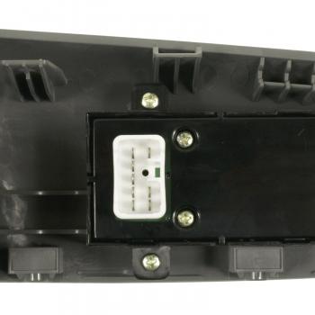 Standard Motor Products DWS1082 - Door Window Switch Standard Motor Products DWS1082 Door Window Switch product image 2 of 3