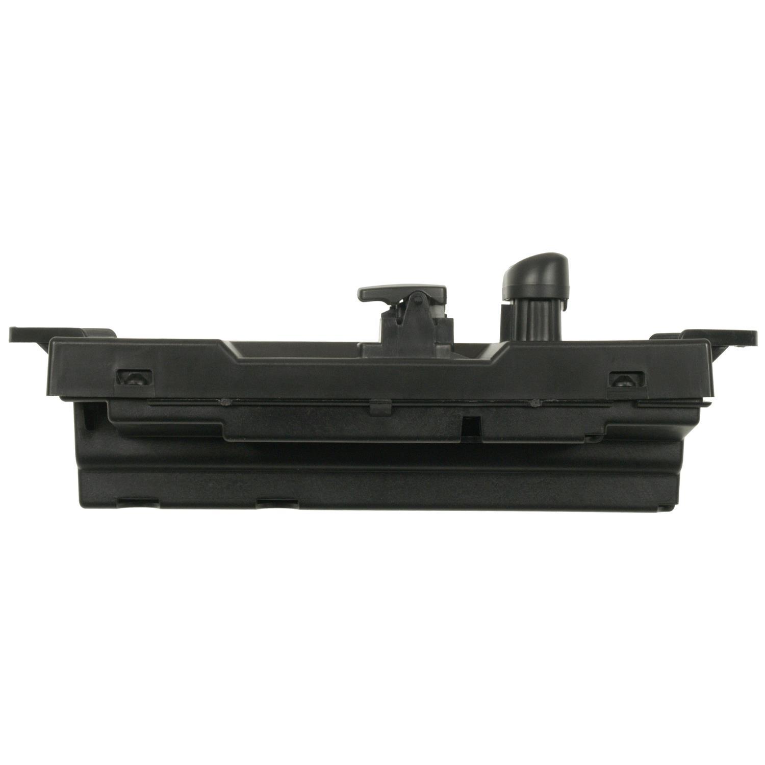 Standard Motor Products DWS1135 - Door Window Switch Standard Motor Products DWS1135 Door Window Switch product image 2 of 3