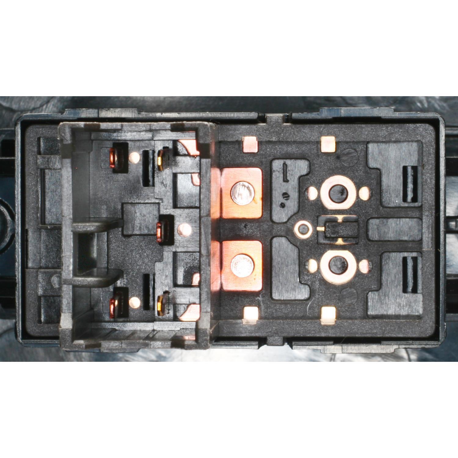 Standard Motor Products DWS1223 - Door Window Switch Standard Motor Products DWS1223 Door Window Switch product image 3 of 3