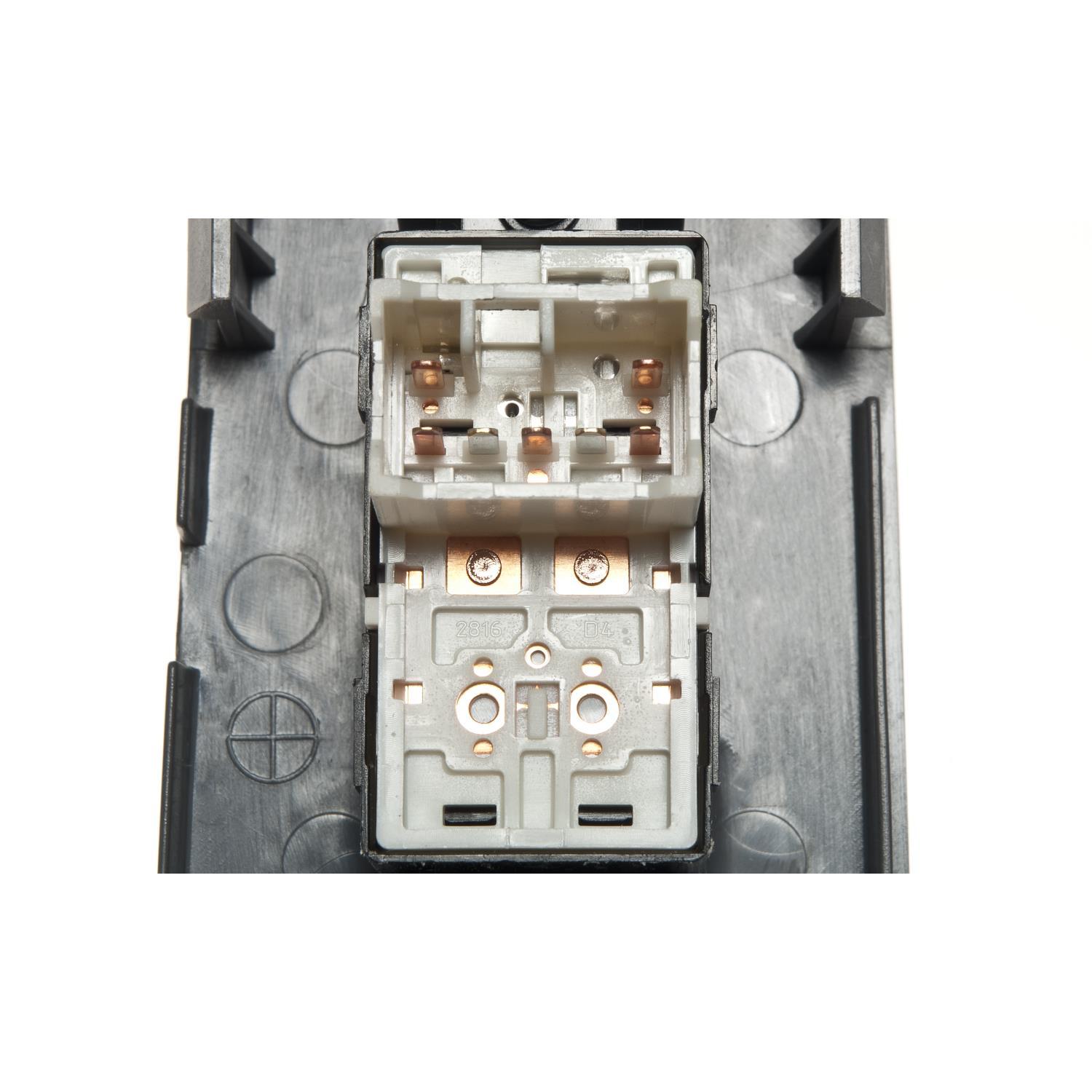 Standard Motor Products DWS1272 - Door Window Switch Standard Motor Products DWS1272 Door Window Switch product image 2 of 3
