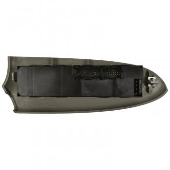 Standard Motor Products DWS1652 - Door Window Switch Standard Motor Products DWS1652 Door Lock Switch product image 1 of 3