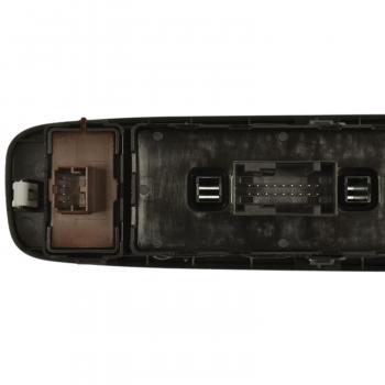 Standard Motor Products DWS1996 - Door Window Switch Standard Motor Products DWS1996 Door Lock Switch product image 1 of 3