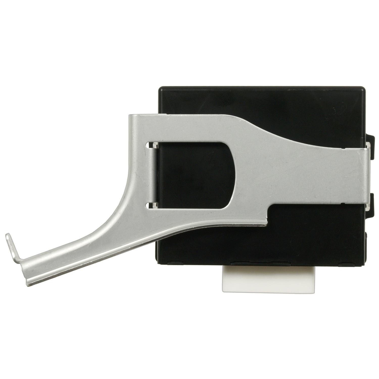 Standard Motor Products EFL38 - Hazard Warning and Turn Signal Flasher Standard Motor Products EFL38 Hazard Warning and Turn Signal Flasher product image 1 of 3