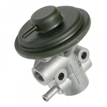 Standard Motor Products EGV746 - EGR Valve Standard Motor Products EGV746 EGR Valve product image 2 of 3