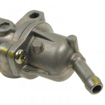 Standard Motor Products ES165 Carburetor Idle Stop Solenoid product image 1 of 3