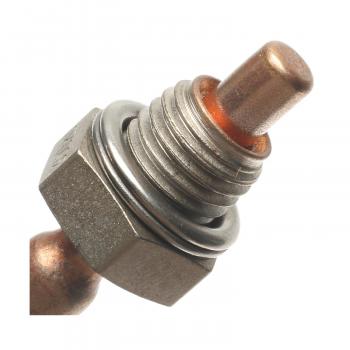Standard Motor Products ETS52 - Exhaust Temperature Sensor Standard Motor Products ETS52 EGR Valve Temperature Sensor product image 1 of 3