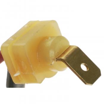 Standard Motor Products FD79 - Ignition Condenser Standard Motor Products FD79 Ignition Condenser product image 1 of 3
