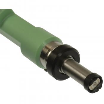 Standard Motor Products FJ1069 Fuel Injector product image 1 of 3