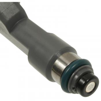 Standard Motor Products FJ1071 Fuel Injector product image 1 of 3