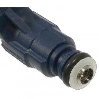Standard Motor Products FJ1096 Fuel Injector product image 1 of 3