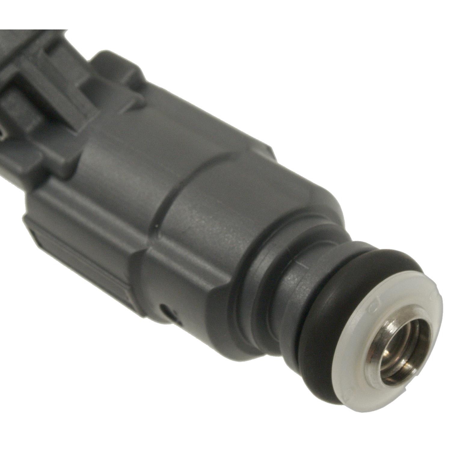 Standard Motor Products FJ1105 Fuel Injector product image 1 of 3