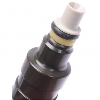 Standard Motor Products FJ112 - Fuel Injector Standard Motor Products FJ112 Fuel Injector product image 1 of 3