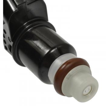 Standard Motor Products FJ1200 Fuel Injector product image 1 of 3