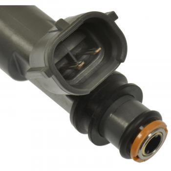 Standard Motor Products FJ1413 - Fuel Injector Standard Motor Products FJ1413 Fuel Injector product image 3 of 3