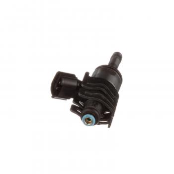Standard Motor Products FJ1477 Fuel Injector product image 1 of 3