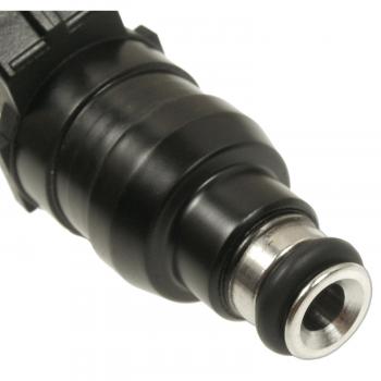 Standard Motor Products FJ154 Fuel Injector product image 1 of 3