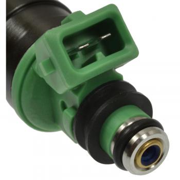 Standard Motor Products FJ166 - Fuel Injector Standard Motor Products FJ166 Fuel Injector product image 3 of 3