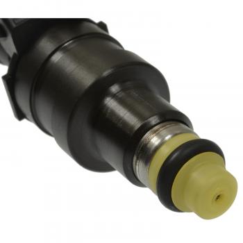 Standard Motor Products FJ24 Fuel Injector product image 1 of 3