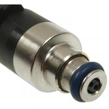 Standard Motor Products FJ243 Fuel Injector product image 1 of 3