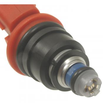 Standard Motor Products FJ285 - Fuel Injector Standard Motor Products FJ285 Fuel Injector product image 1 of 3