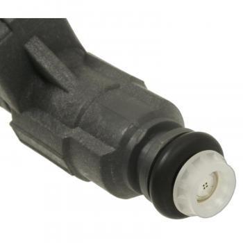 Standard Motor Products FJ307 - Fuel Injector Standard Motor Products FJ307 Fuel Injector product image 1 of 3