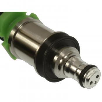 Standard Motor Products FJ373 Fuel Injector product image 1 of 3