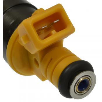 Standard Motor Products FJ381 - Fuel Injector Standard Motor Products FJ381 Fuel Injector product image 3 of 3