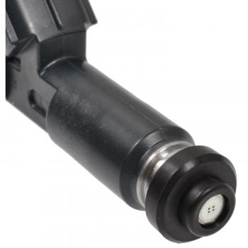 Standard Motor Products FJ414 Fuel Injector product image 1 of 3
