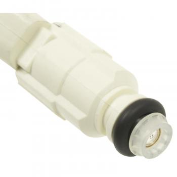 Standard Motor Products FJ450 - Fuel Injector Standard Motor Products FJ450 Fuel Injector product image 1 of 3