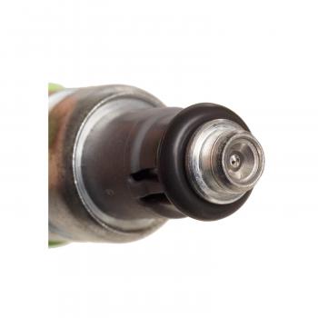 Standard Motor Products FJ470 Fuel Injector product image 1 of 3