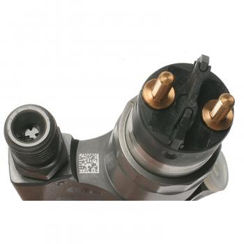 Standard Motor Products FJ495 Fuel Injector product image 1 of 4