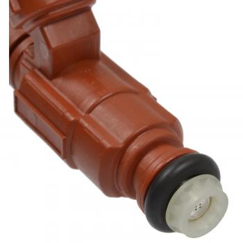 Standard Motor Products FJ497 Fuel Injector product image 1 of 3