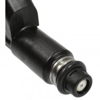 Standard Motor Products FJ502 Fuel Injector product image 1 of 3